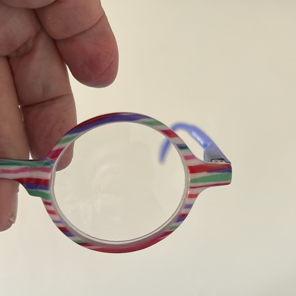 COLORFUL FUN SHAPED +2.00 GLASSES - Picture 7 of 10